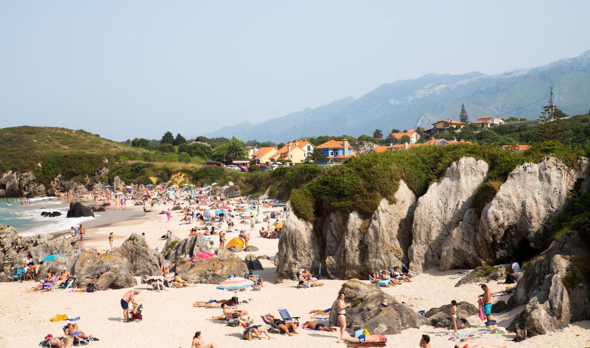 利亚内斯 Casa En La Costa Con Wifi Jardin Y Barbacoa旅馆 外观 照片